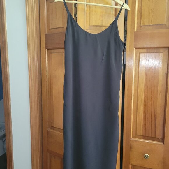 The Summer Slip Dress - Picture 10 of 10